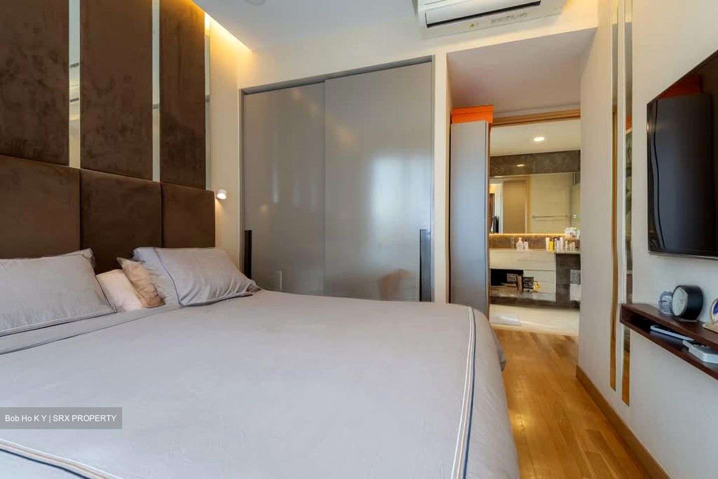 Commonwealth Towers (D3), Condominium #539097591